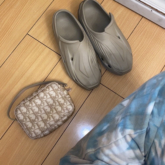 RARE Classic Christian Dior Wristlet - Picture 8 of 9